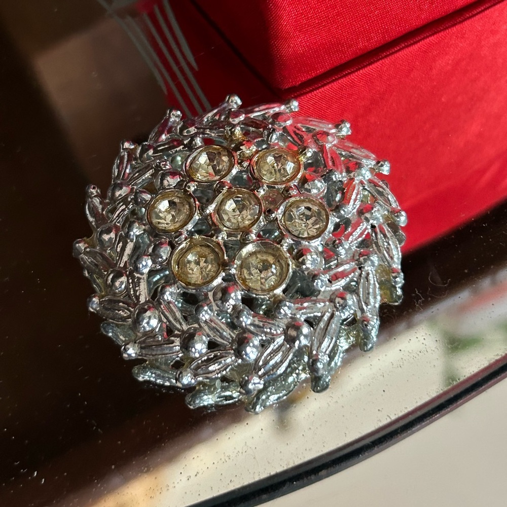 Vintage Broken Jewelry Brooch
